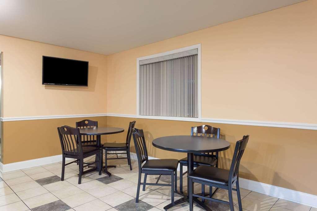 Super 8 By Wyndham Dumfries/Quantico Hotel Létesítmények fotó