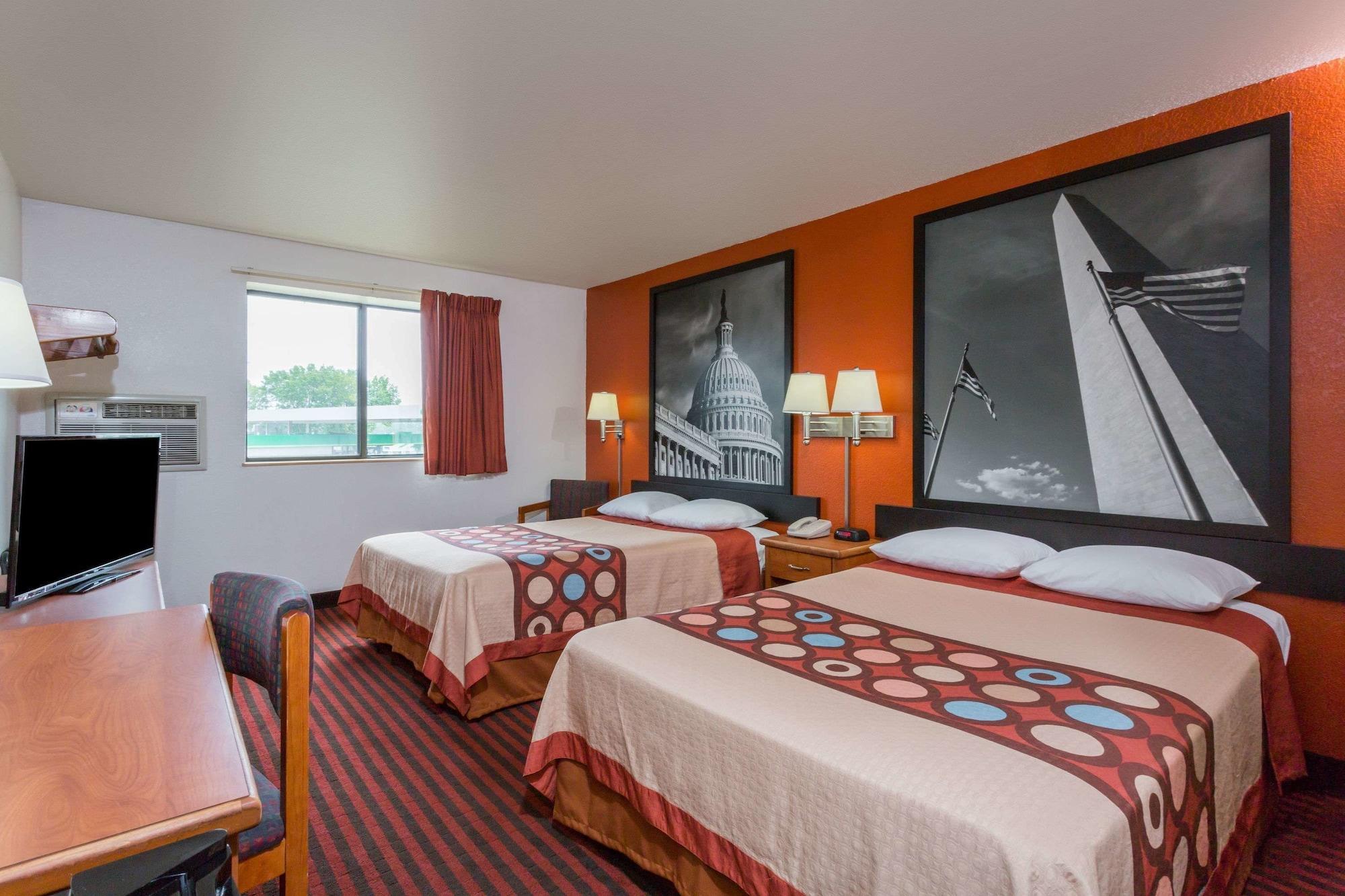 Super 8 By Wyndham Dumfries/Quantico Hotel Kültér fotó