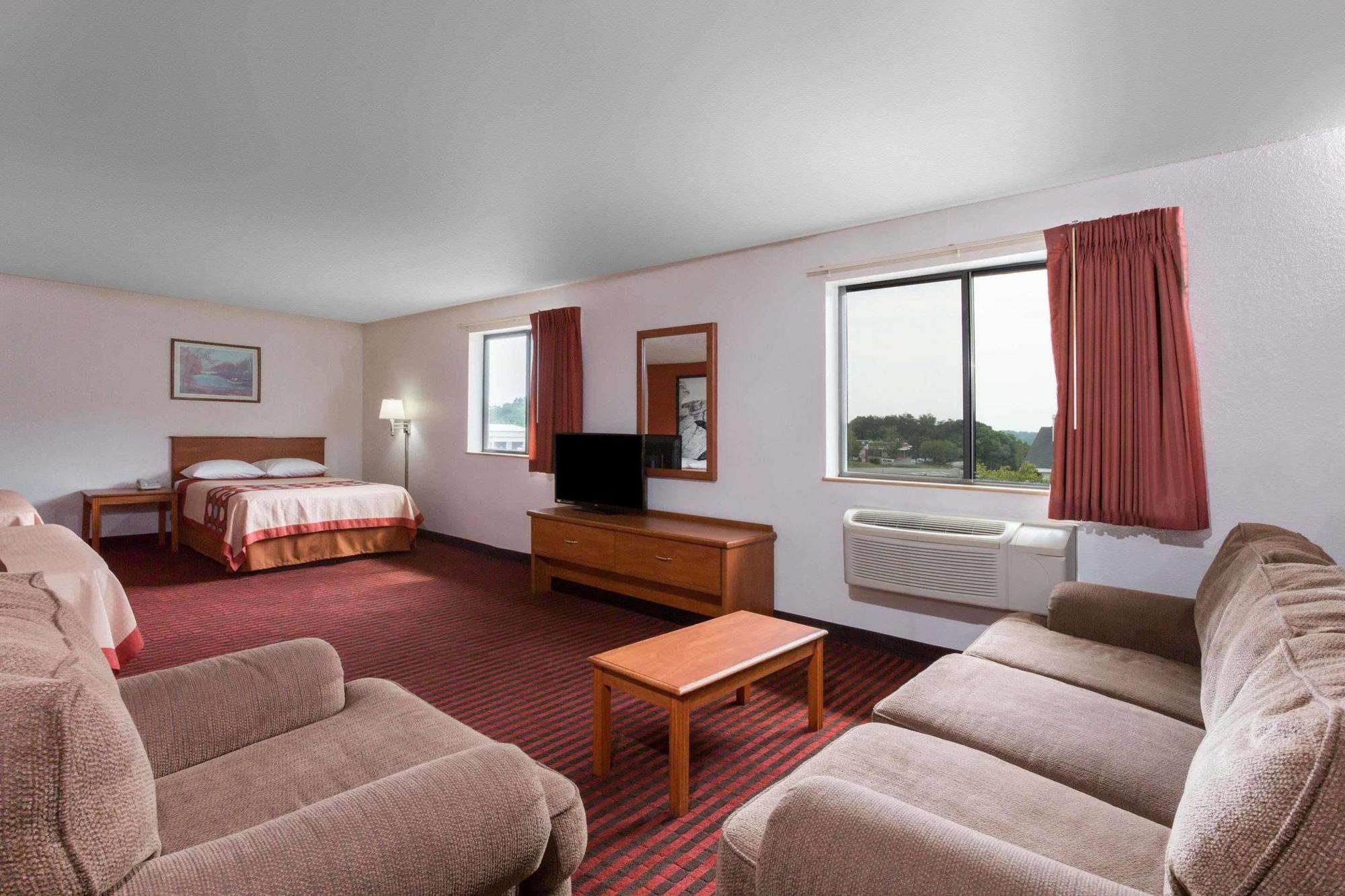 Super 8 By Wyndham Dumfries/Quantico Hotel Kültér fotó